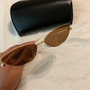 Women’s sunglasses